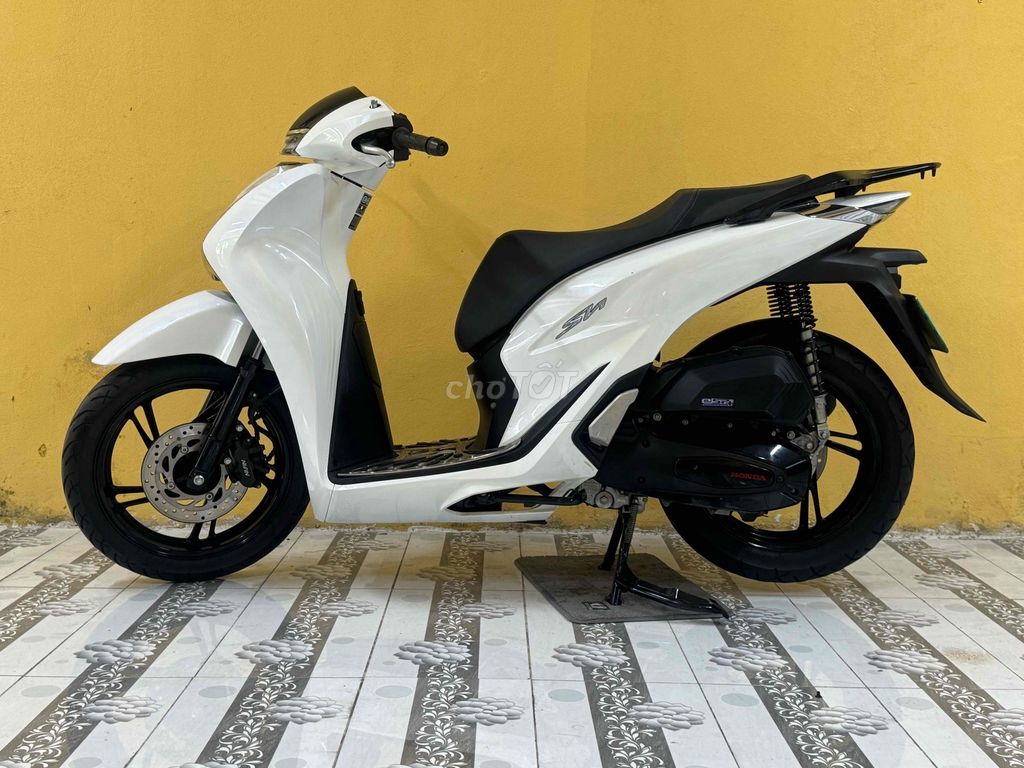 SH 125 2024 белый-черный супер новый 43E1-029.66