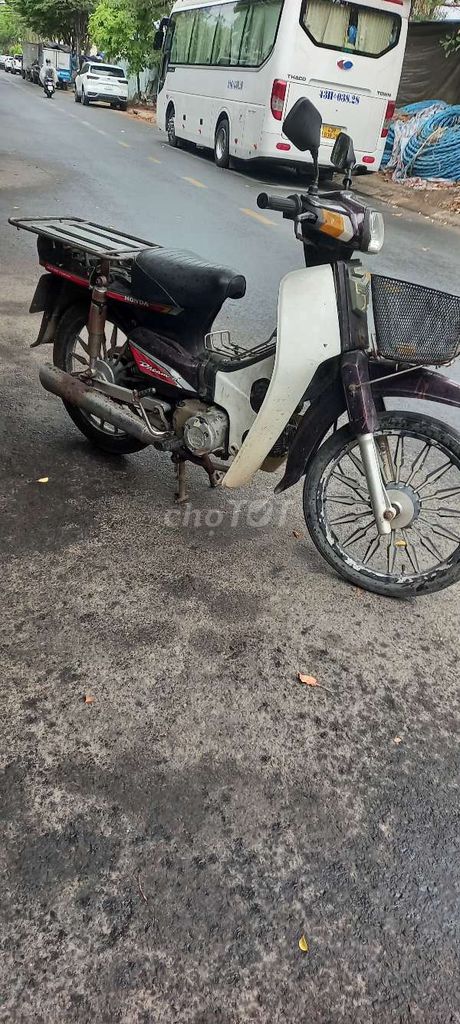 Honda Dream белый, черный б/у