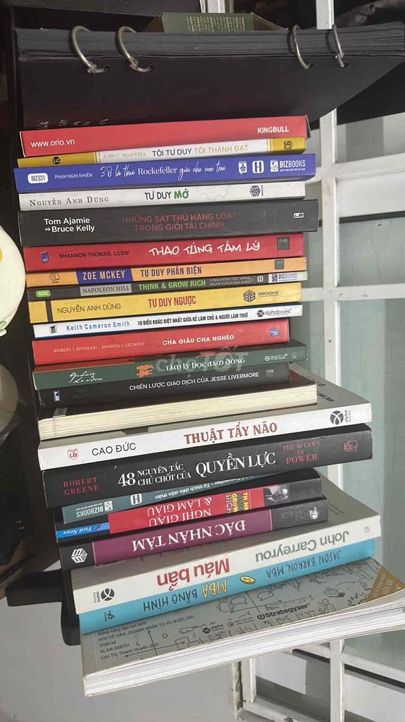 Распродажа книг 900 тысяч, возможен небольшой торг