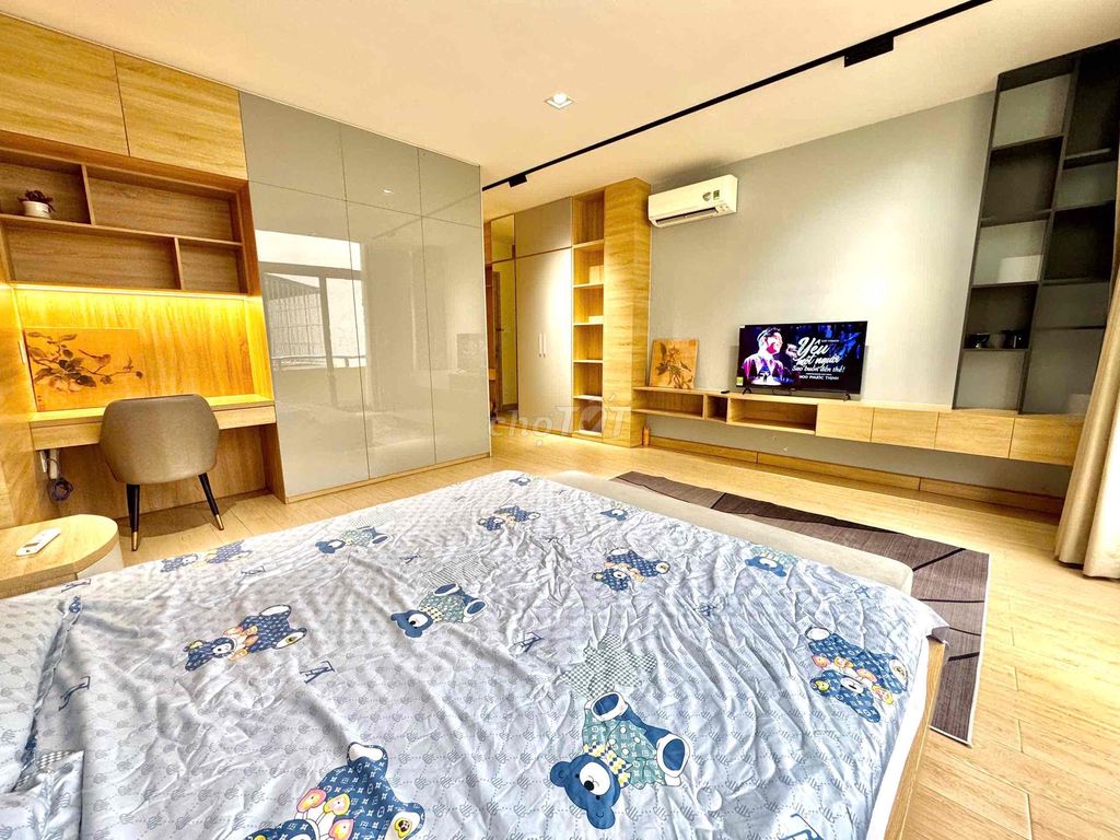Фото 2: Студия с балконом, полностью меблированная, 40 м², рядом с VLU, рынок Кайкео