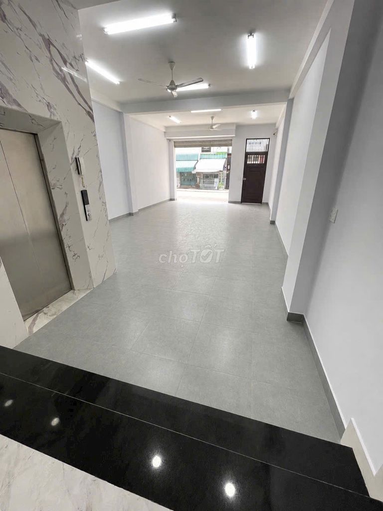 Фото 2: СУПЕР НОВЫЙ ДОМ — 46B Nguyễn Thái Bình, Tân Bình — 5x20 м, 4 этажа, 400 м²