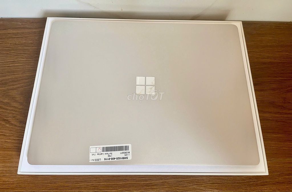 Фото 3: [Новый 100%] Surface Laptop 1 i5-7300U 13.5/8GB/128GB