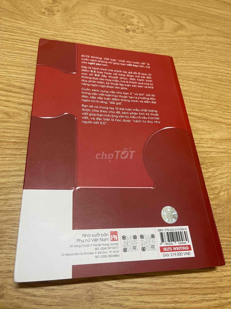 Фото 2: Книга IELTS Writing Нгуен Хоанг Хуй Подготовка к IELTS