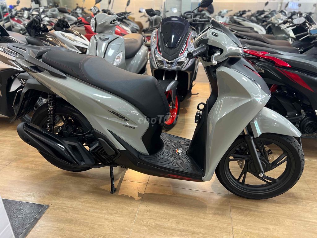 Фото 2: SH 160 ABS 2026 ❇️Đồng Moto Đà Lạt❇️