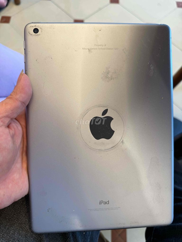 Фото 3: Apple iPad Gen 6 Wi-Fi 32GB Серый