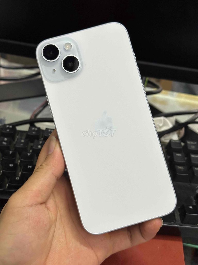 Apple iPhone 15 Plus 256GB Белый Зин Оригинал