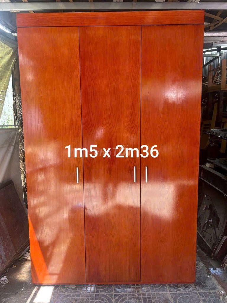 Шкаф для одежды из ДСП, красно-коричневый, 1м5x2м36, 3 дверцы