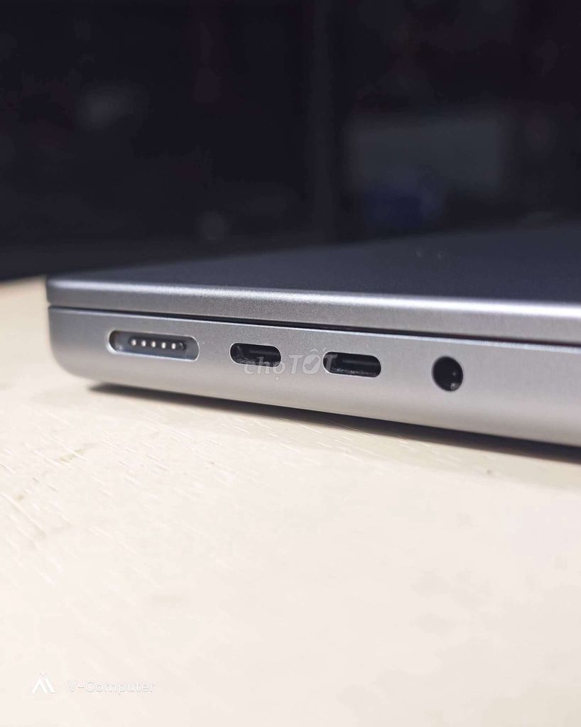 Фото 3: Macbook Pro M1 Pro 14"