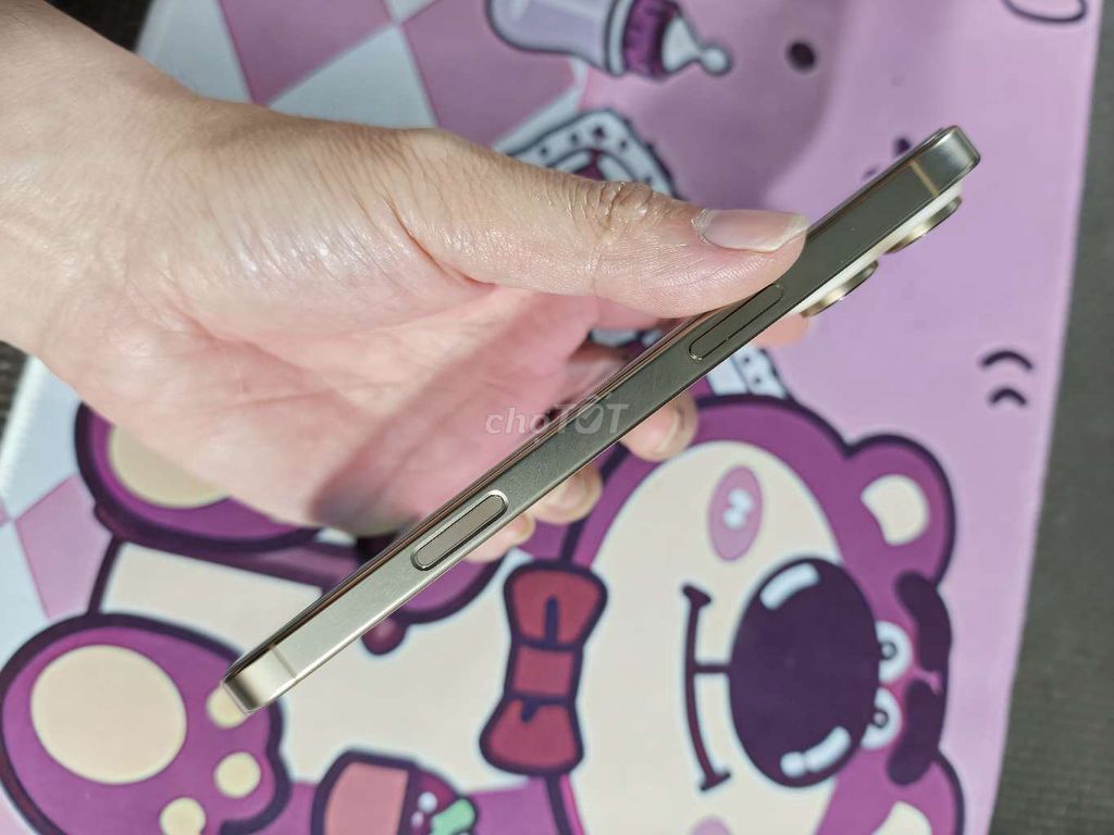 Фото 2: iPhone 16 Pro Max 256GB lock đã edit, bỏ sim là xài