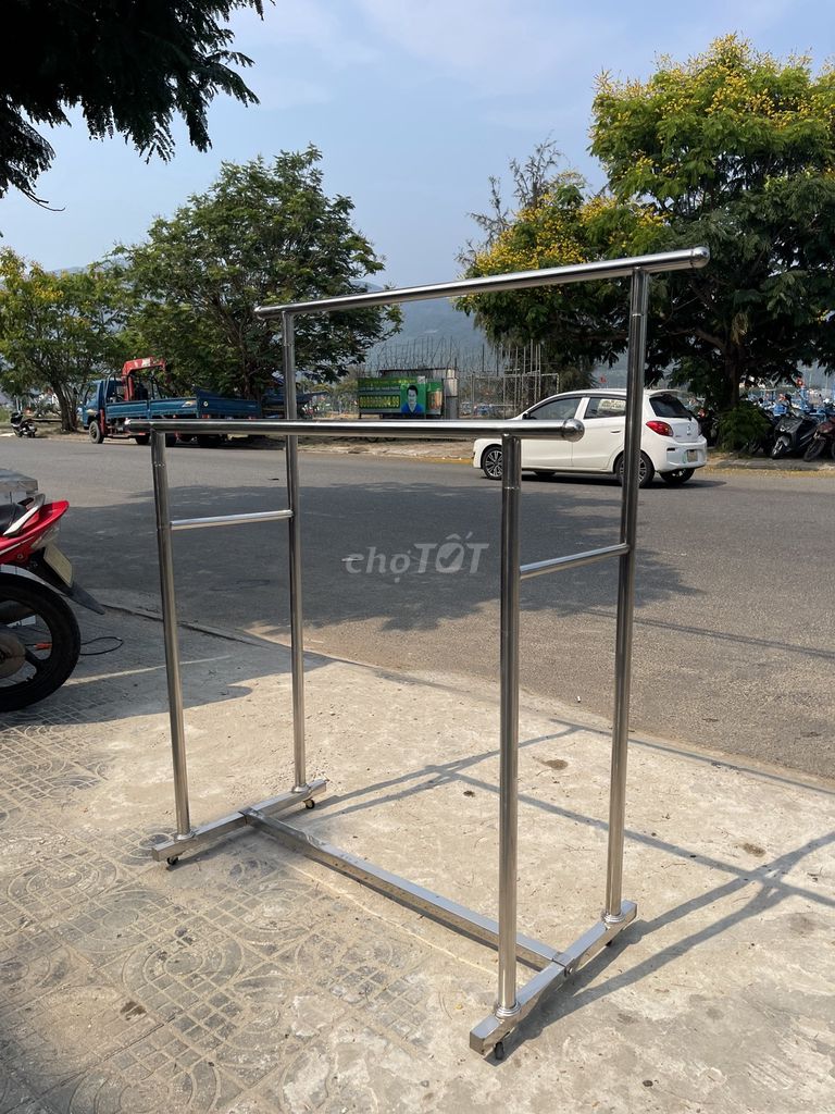 Фото 2: TL - đồ dùng - Giá treo
