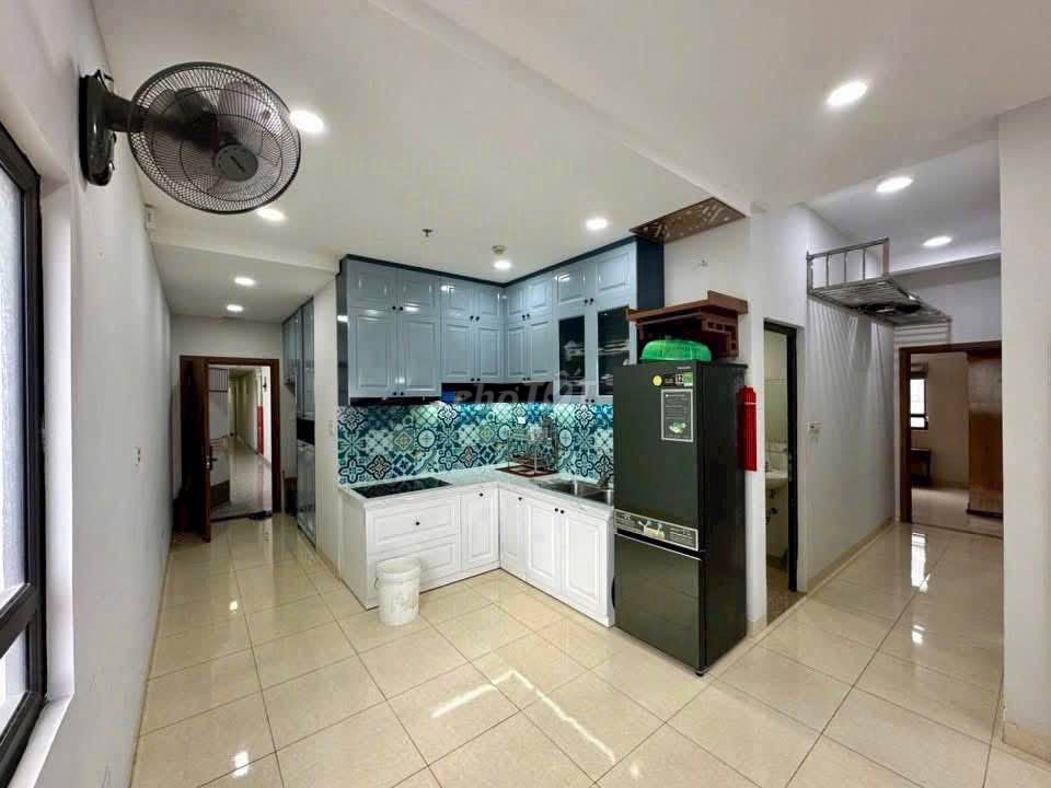 Квартира Thủy Lợi (Hyco4), Nguyễn Xí — свободная квартира с 3 спальнями, с мебелью, цена 15,5 млн