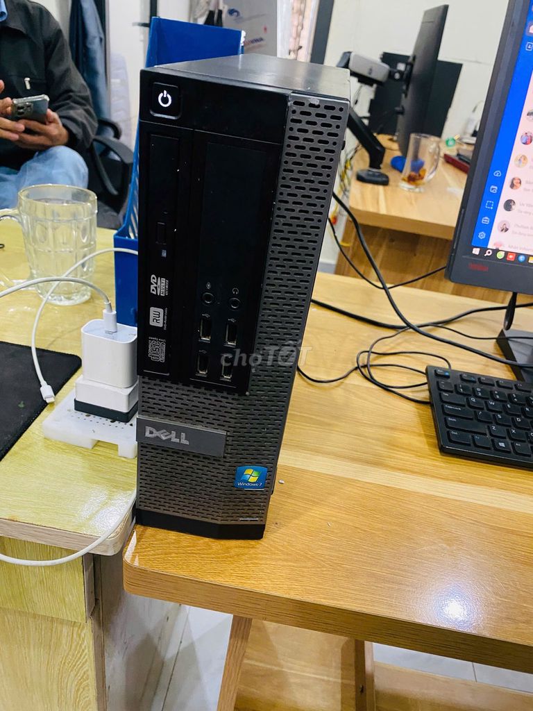 Фото 3: Dell Optiplex 390 i5 8GB/128GB SSD Настольный компьютер