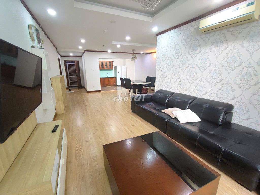 Фото 2: Сдается Giai Việt Q8 — квартира 3 спальни, суперпросторная 150 м², полностью с мебелью✨16,5 млн, торг