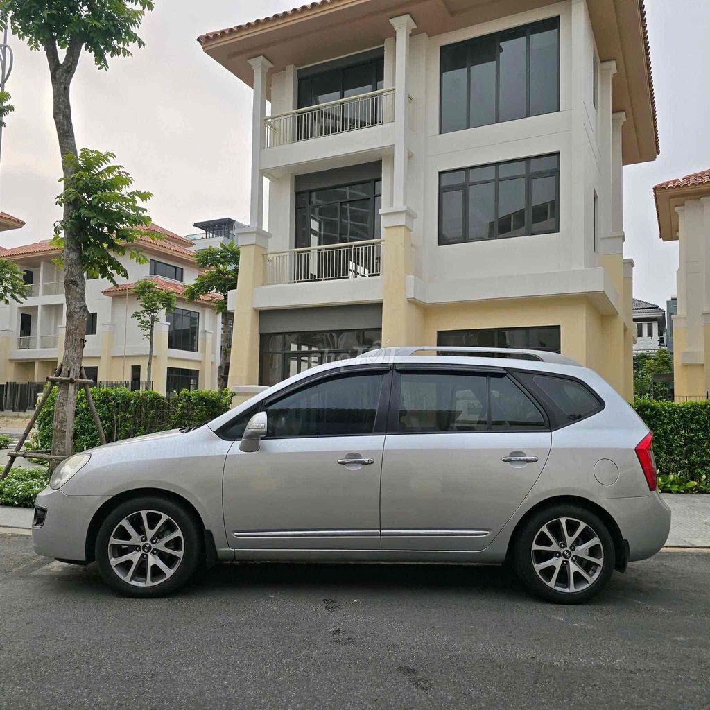 Kia Carens 2014 S SX 2.0 MT - 135000 km