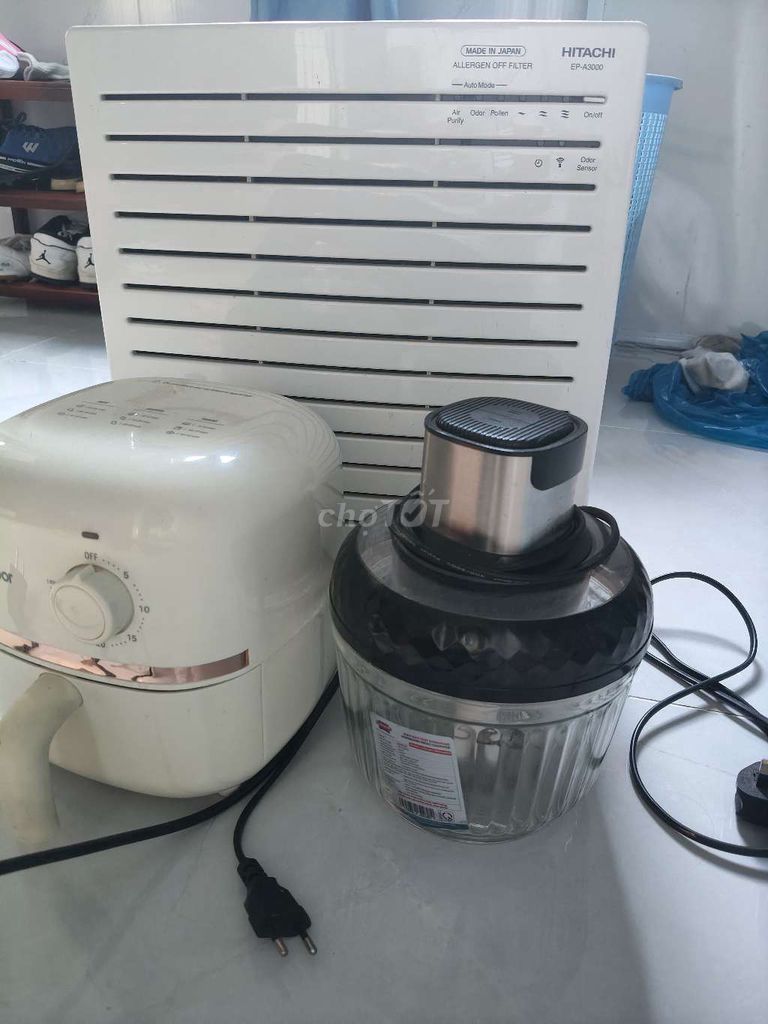 Фото 3: Máy hút mùi Hitachi EP-A3000 Trắng