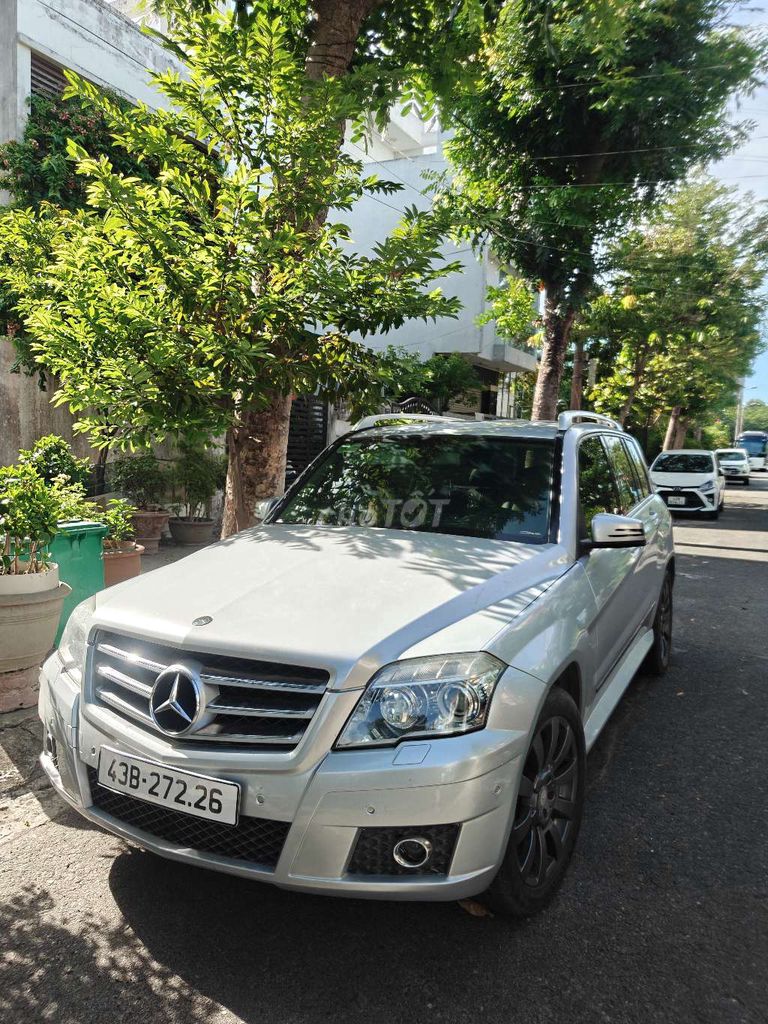 Mercedes-Benz GLK 300 4MATIC 2009 Серебристый