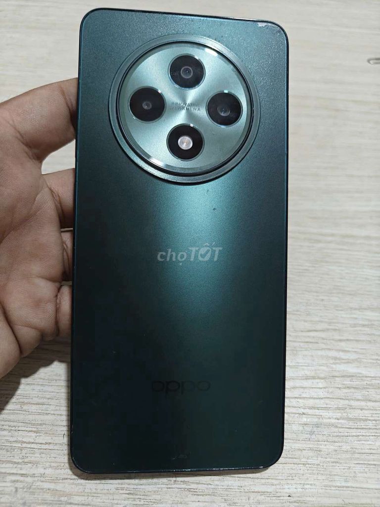 Фото 2: Oppo Reno 12F 256GB чёрный