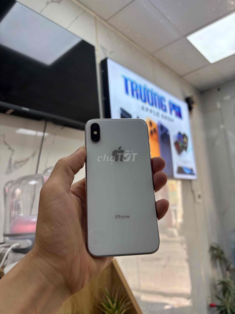 Apple iPhone X 64GB OLED Б/У