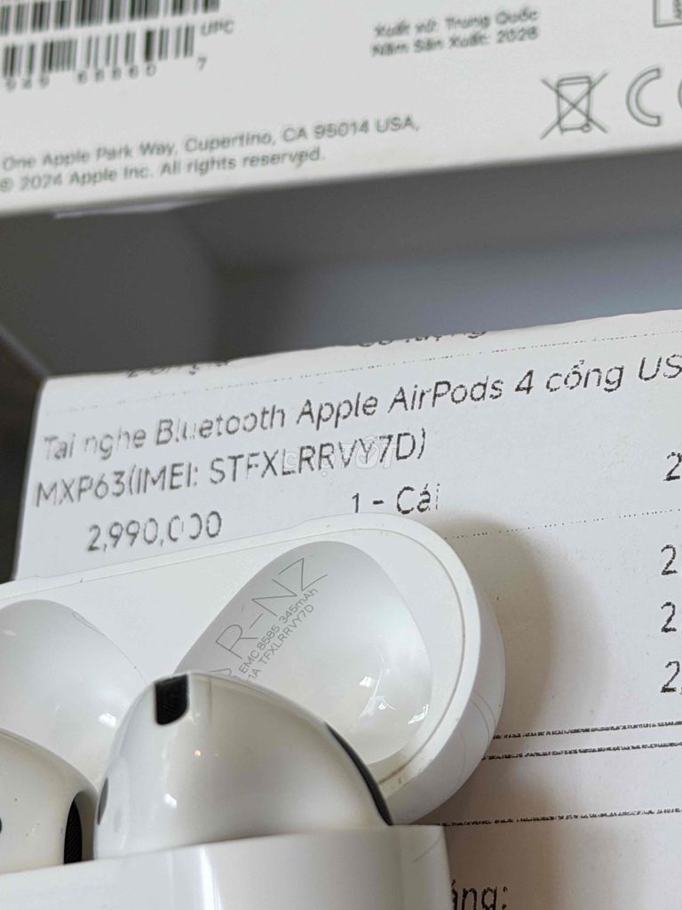 Фото 3: Наушники AirPods 4 Like New, полный комплект, куплены в TGDĐ, гарантия до 9/2027