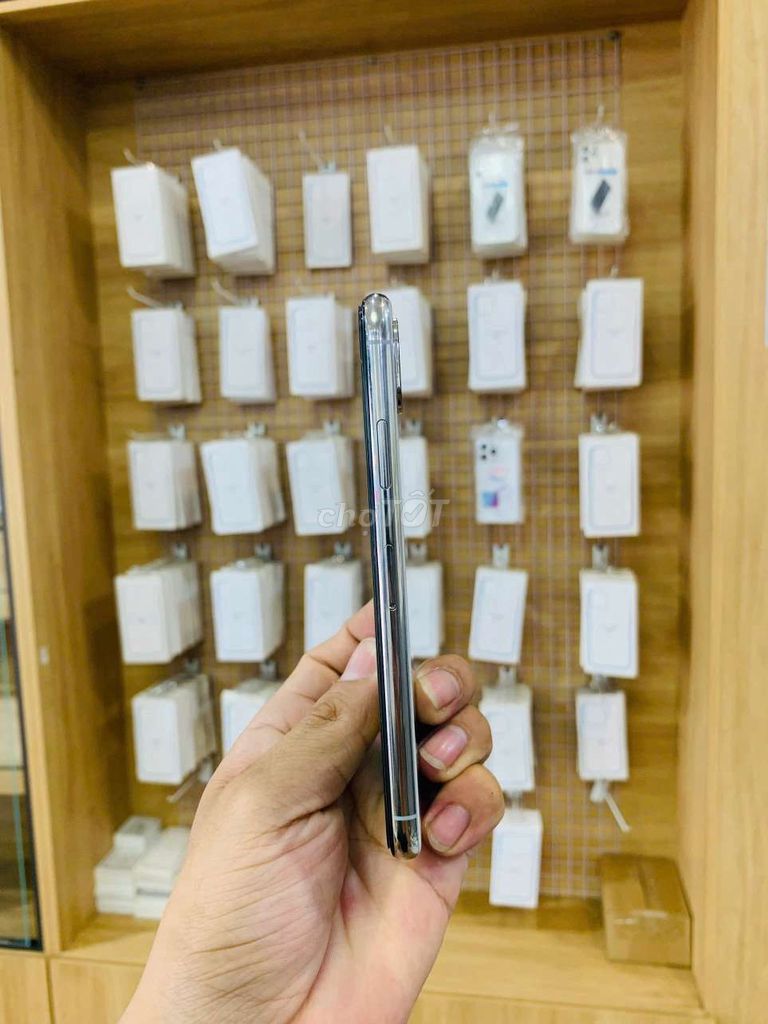 Фото 2: iPhone X 64GB Белый Б/У