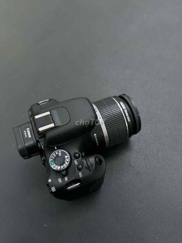 Фото 2: Фотоаппарат Canon EOS 600D Черный как новый