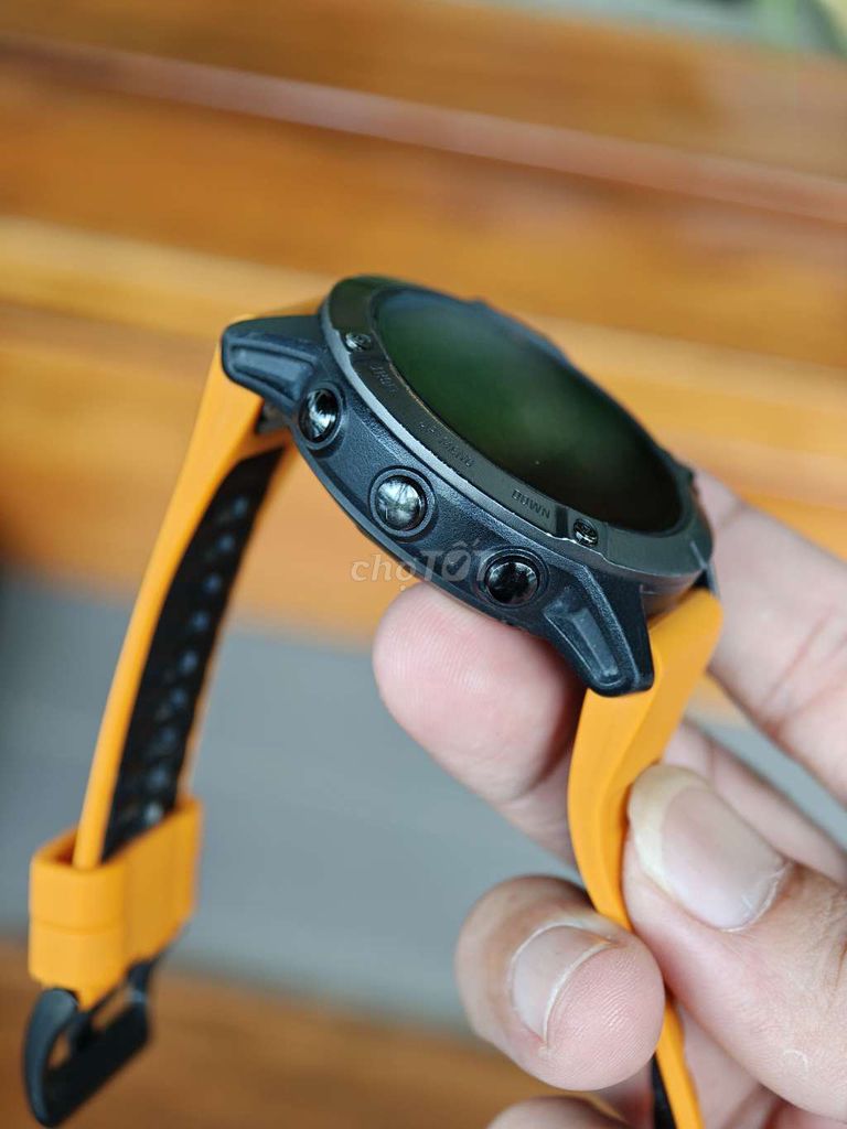 Фото 2: Garmin Fenix 6 Sapphire Черный Оранжевый как новый