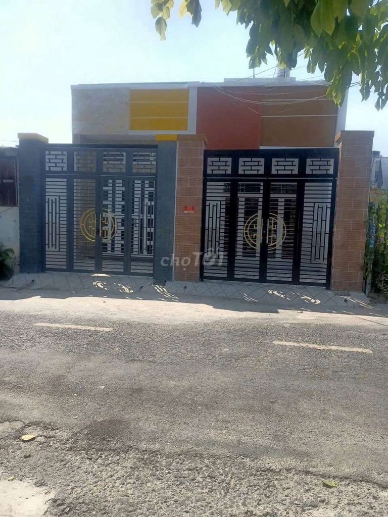 🏠 Дом с фасадом на улице Ап Мой 1, коммуна Тан Суан, с антресолью, рядом с закусочной 7Тай 🏠