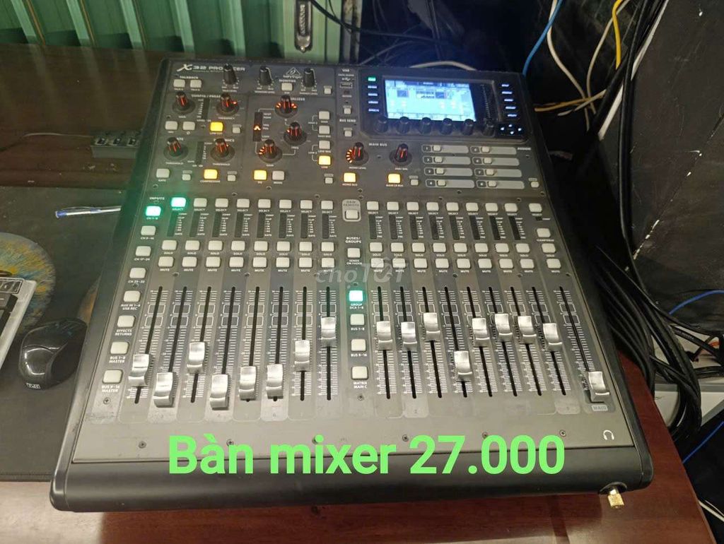 Микшерный пульт Behringer X32 Producer черный
