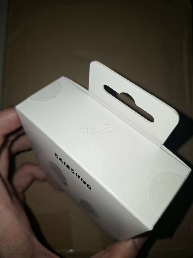 Фото 2: Наушники Samsung Galaxy Buds Core белые, новые