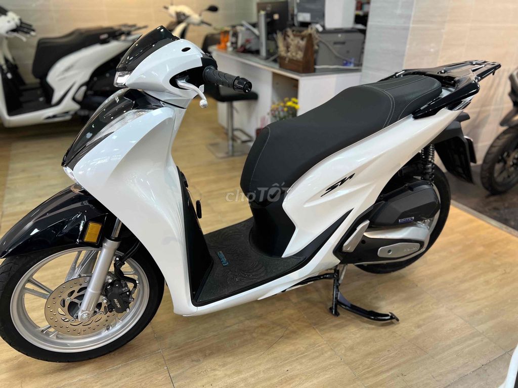 Фото 2: SH 125 2023 ❇️Đồng Moto Đà Lạt❇️