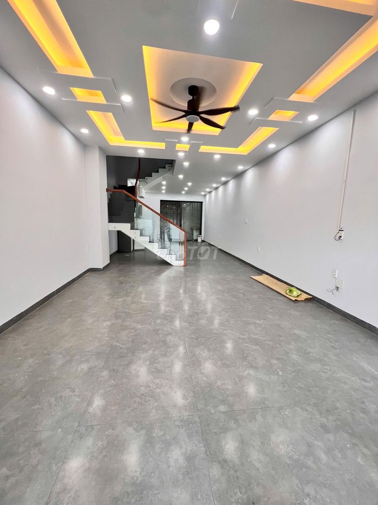 Фото 3: 🏡 СДАЕТСЯ ДОМ С ФАСАДОМ НА УЛИЦЕ 28, РАЙОН VCN ФЫОК ЛОНГ, 25 МЛН/МЕС