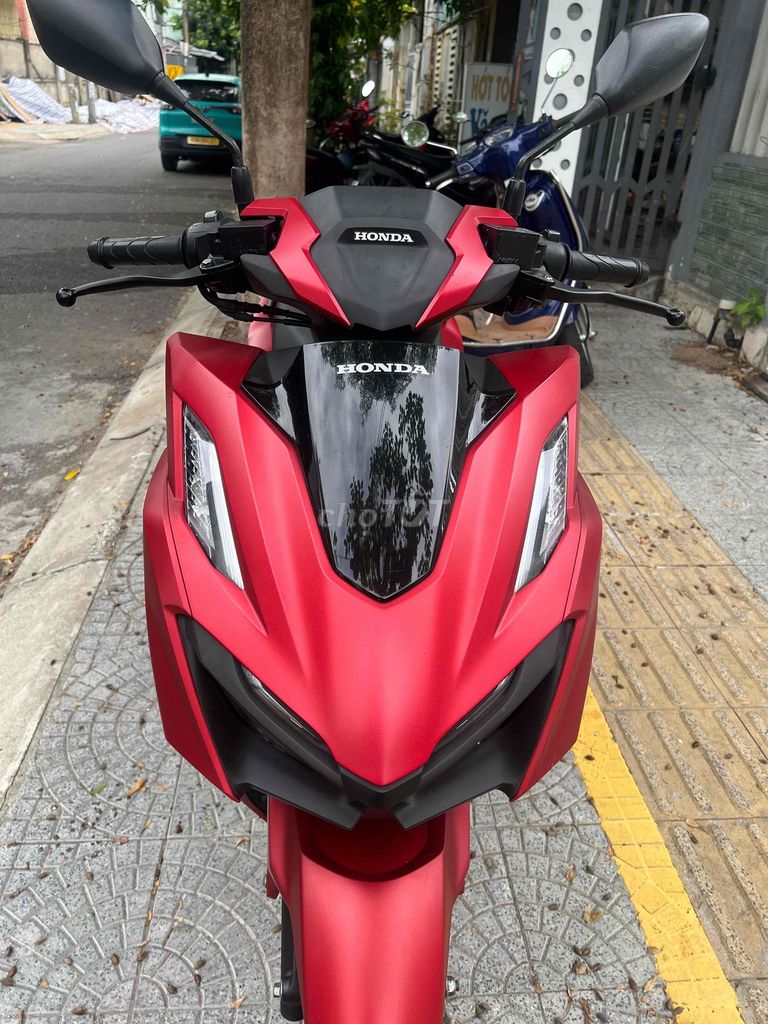 Honda Vario 160 ABS 2023 Красный 14000 км