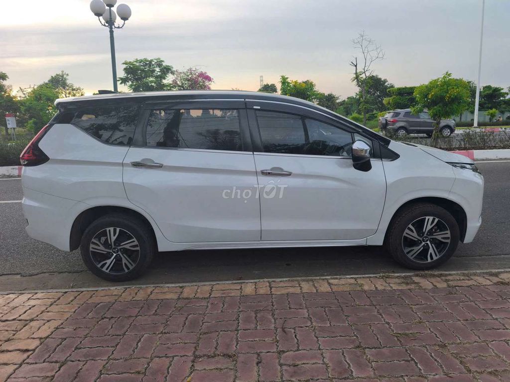 Mitsubishi Xpander 2020 Белый Автомат
