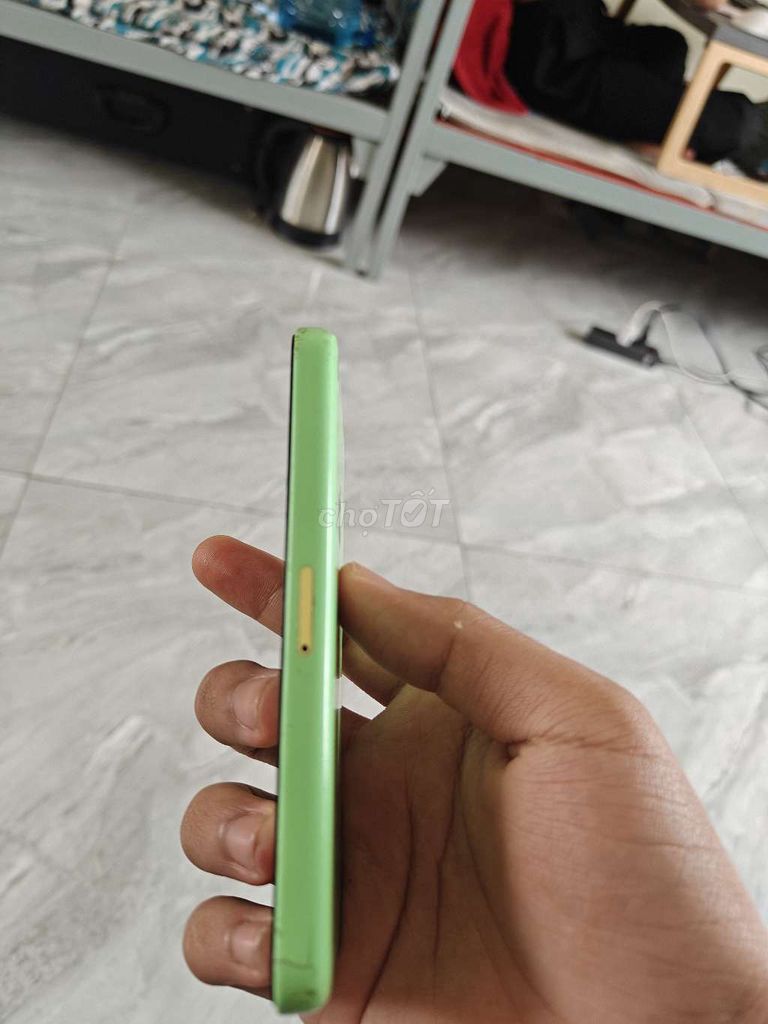 Apple iPhone 5c 16GB Зеленый