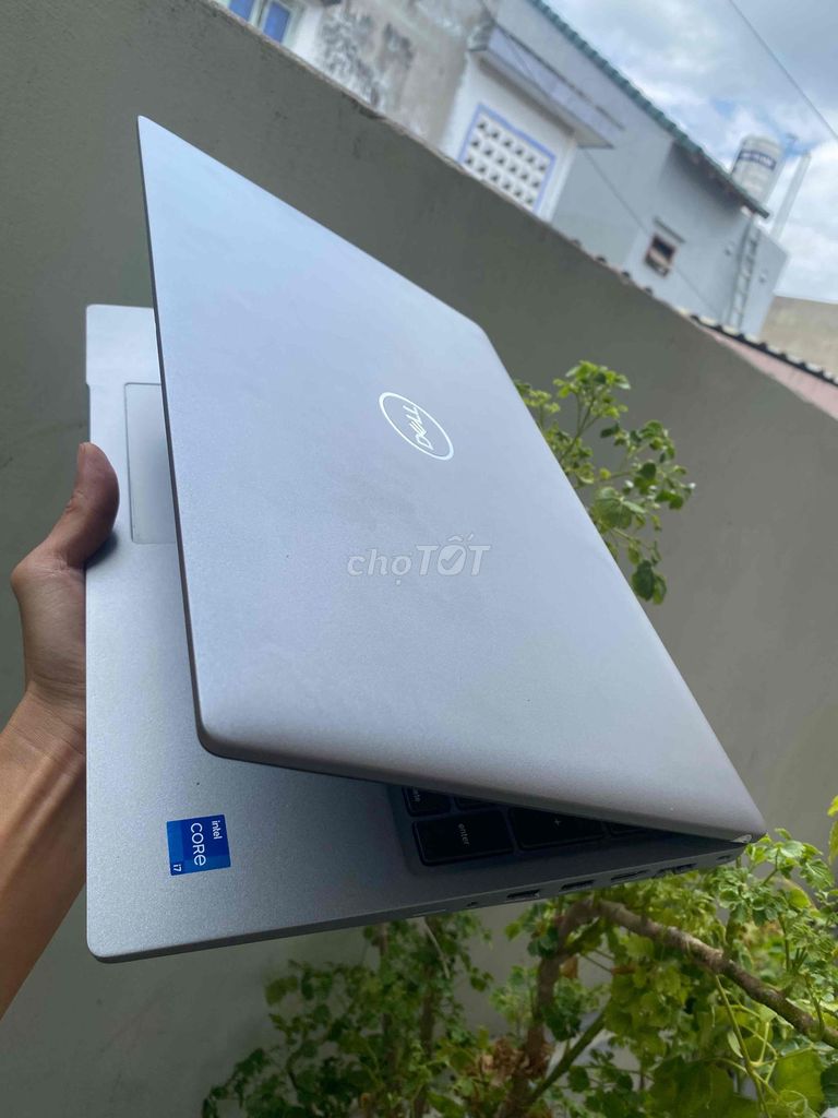 Фото 3: Dell Precision 3560 i7 1185g7 16GB/256GB 15.6 inch