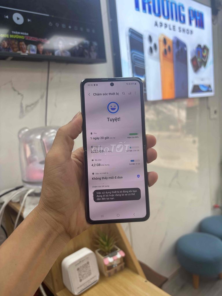 Samsung Galaxy Z Flip 5G 256GB Черный