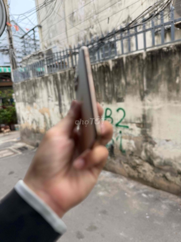Apple iPhone 11 Pro 64GB Золотой Б/У