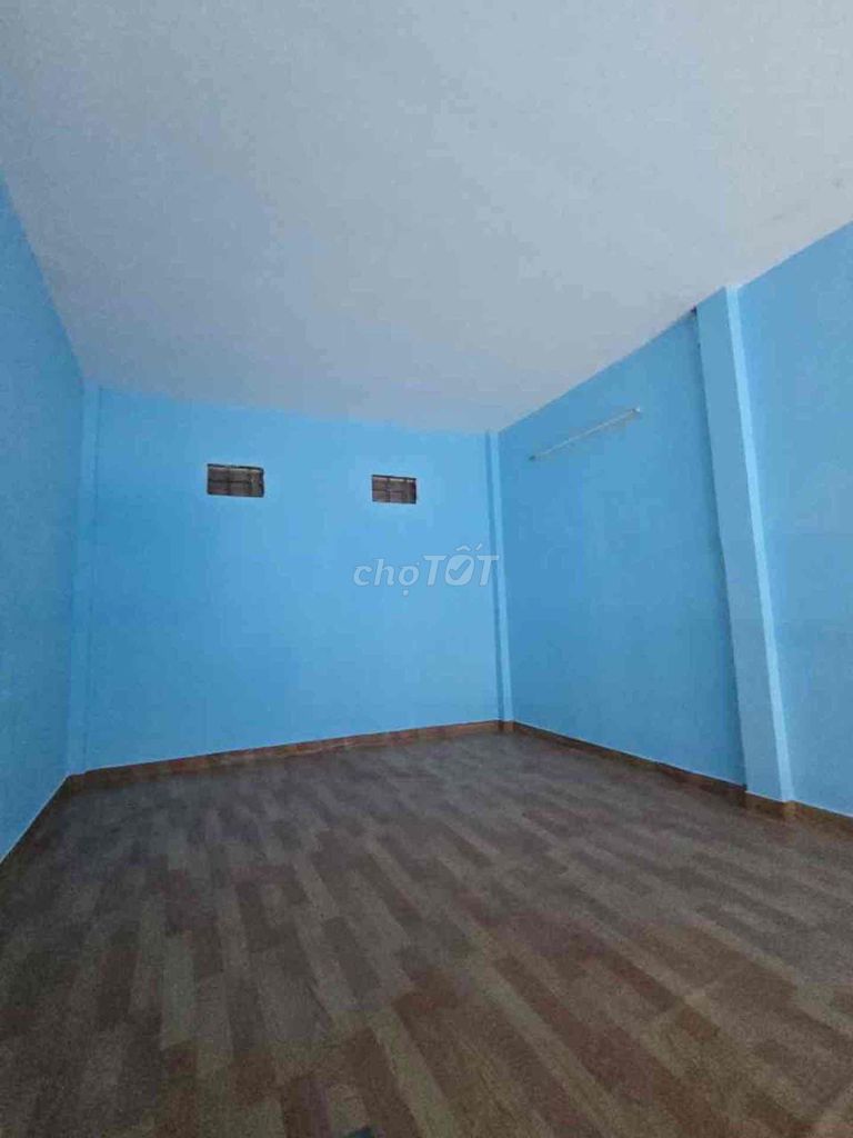 Фото 3: Хыонг Ло 3, переулок для автомобилей, 5 минут, 45 м², 2 этажа, 4,35 млрд