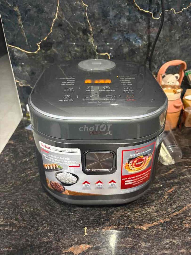 Фото 3: Рисоварка Tefal RK818A68 Серая 1.8 Литров