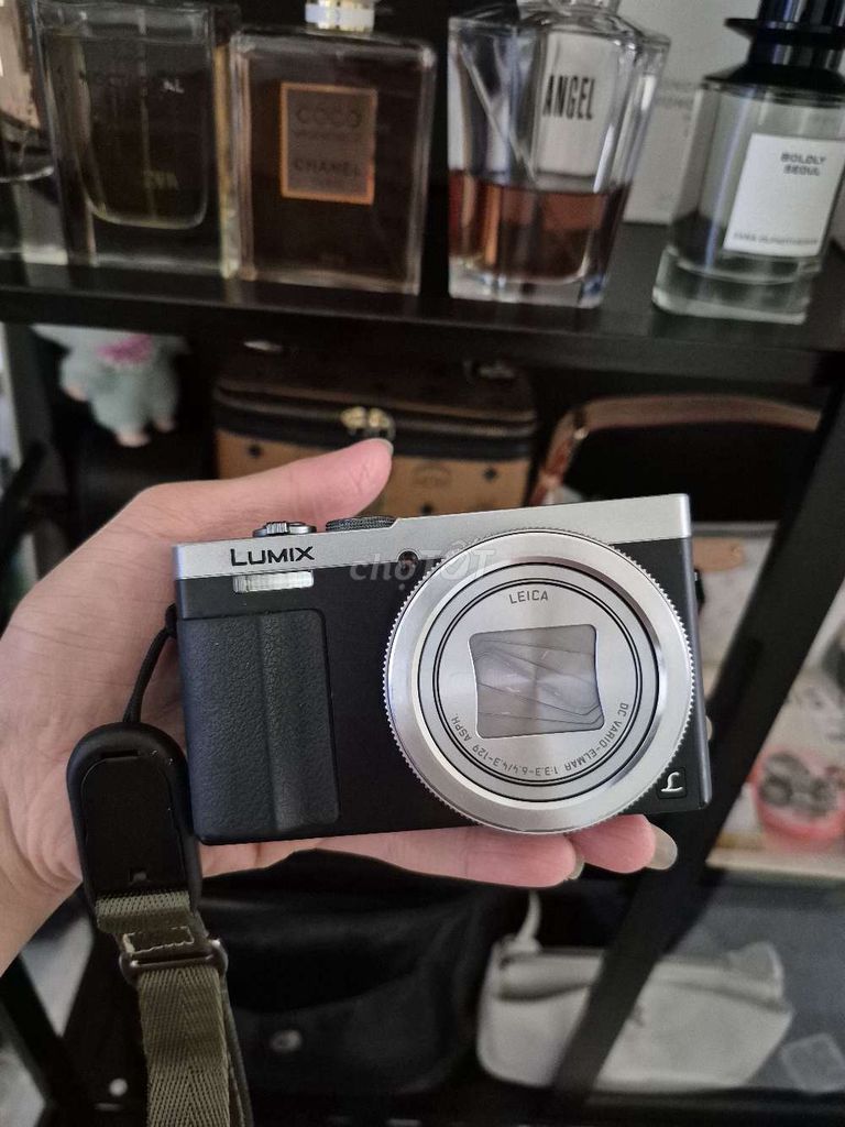 Фотоаппарат Panasonic Lumix TZ70 Черный как новый