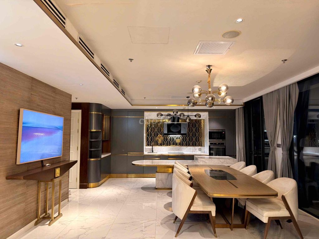 Срочная аренда квартиры 3 спальни 121 м² Vinhomes Golden River – 33 млн/месяц