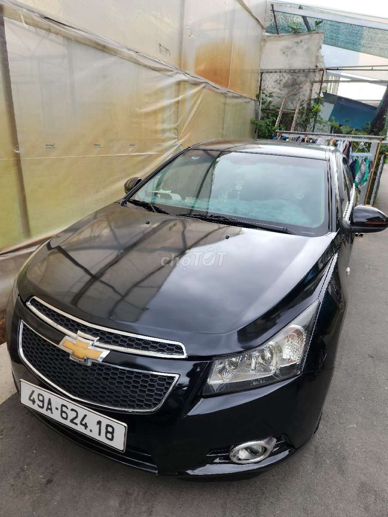 Chevrolet Cruze 2011, автоматическая, черный