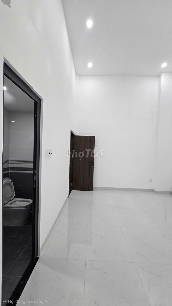 Фото 2: Nhà Trưng Vương 3 ngay Trường CĐ Giao thông vận tải 5.2x18m, 4PN
