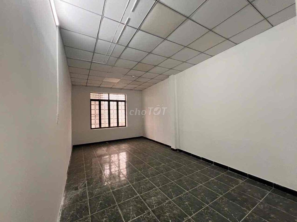 Фото 3: Cho thuê nhà 3 Tầng MT đường Ngũ Hành Sơn Ngay Đại Học Kinh Tế Đà Nẵng