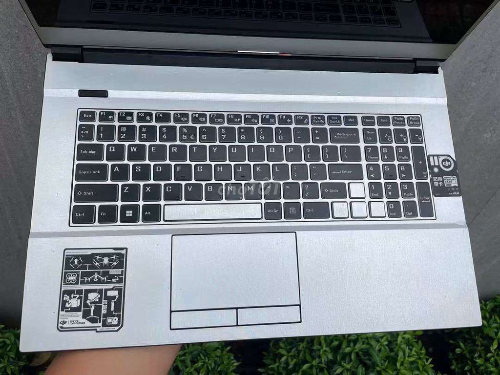Dell G7 i7-11800H 17.3 дюйма 16GB/512GB RTX 3050 Ti
