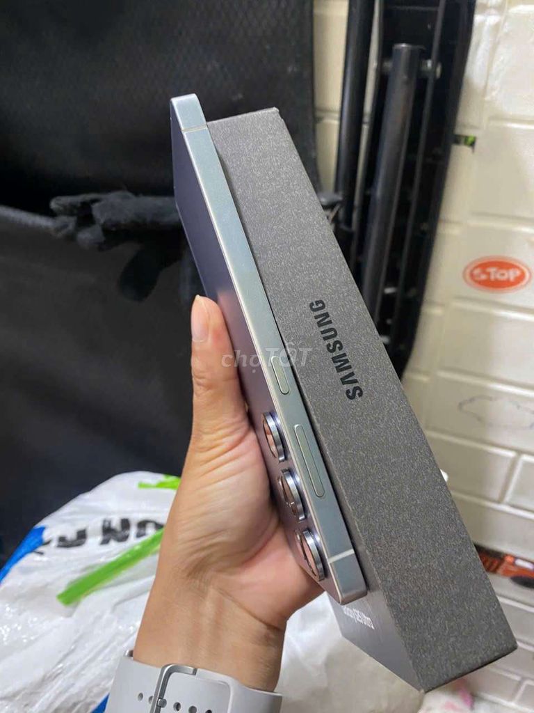 Фото 3: Samsung S25 Ultra 12GB/256GB как новый, продажа или обмен