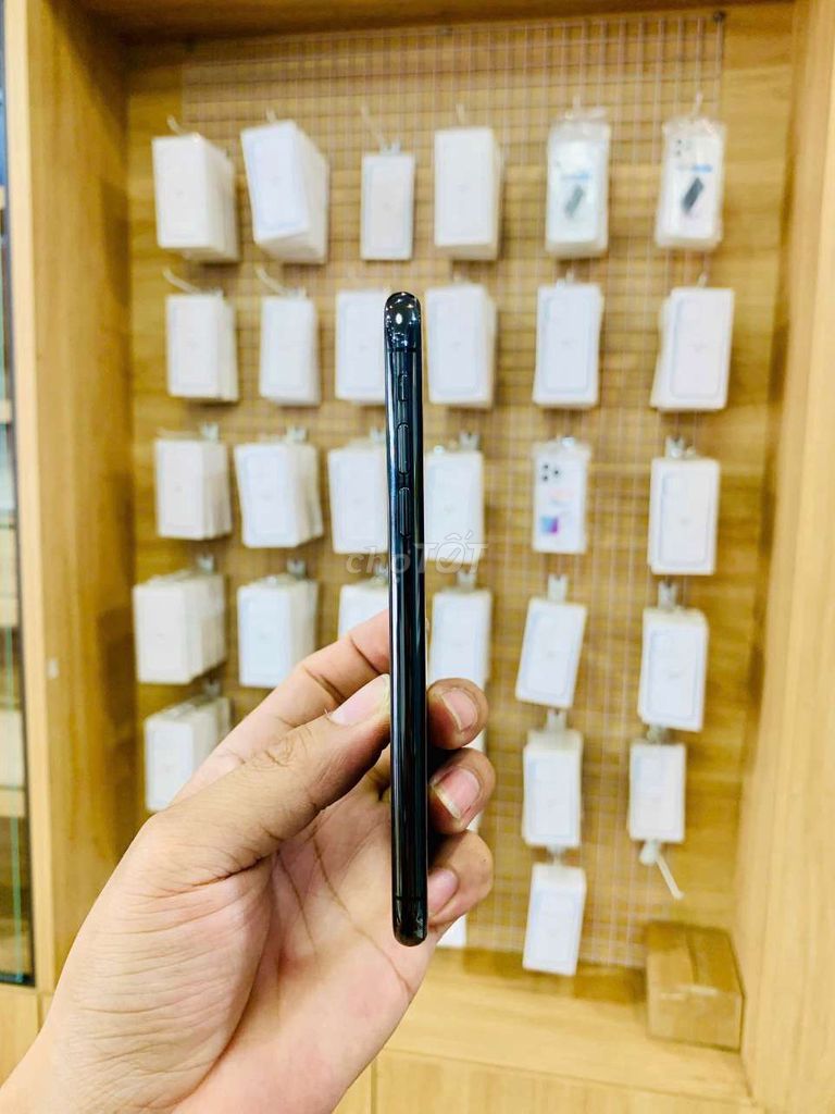 Фото 3: Apple iPhone XS 256GB черный 88%