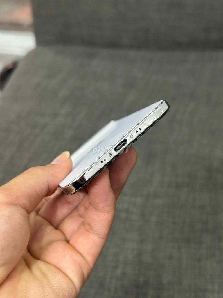 Фото 3: Apple iPhone 17 Air 256GB Белый