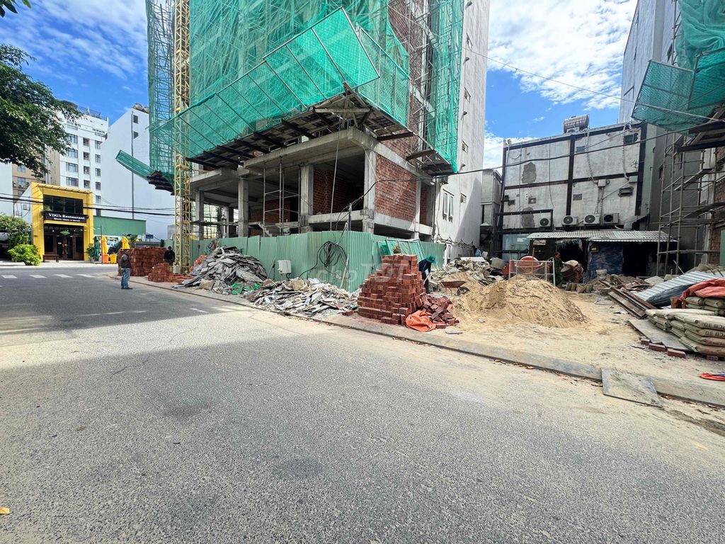 Фото 2: Сдается пара участков на улице Дỗ Би, 162 м², ширина 9 м. Сдается в аренду на 10 лет