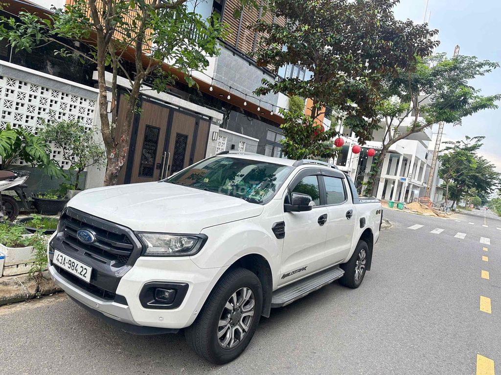 Фото 2: Ford Ranger Wildtrak 4x4 2018 Белый 190 000 км
